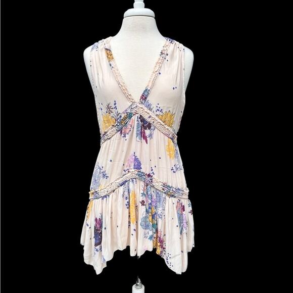Free People Size Medium Powder Pink Floral Tiered Ruched Trim Empire Waist Tunic - Picture 1 of 13
